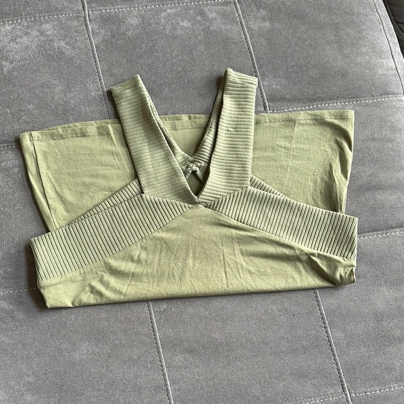 INC International Concepts Asymmetrical Ribbed Green Tank Top - Picture 5 of 6